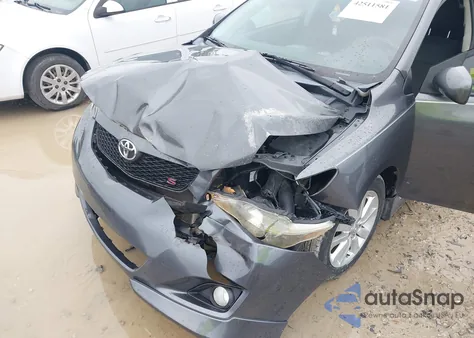 2010 Toyota Corolla S z USA, uszkodzony, nr VIN 2T1BU4EE4AC425074